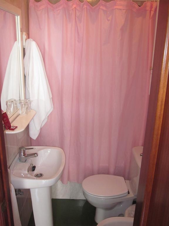Habitaciones Lopez Azcona Noja Room photo